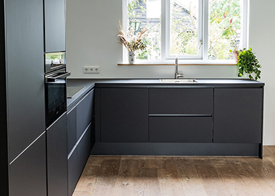 Modern and Elegant All-Black L-shaped Modular Kitchen