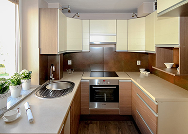 Cosy U-shaped Kitchen Design